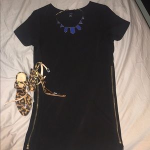 ✨Black Shift Dress✨